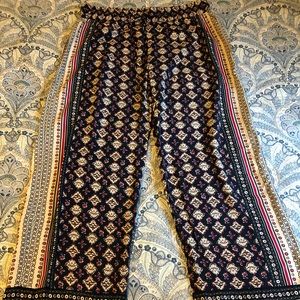 Lucy & Laurel | Palazzo Pants LARGE